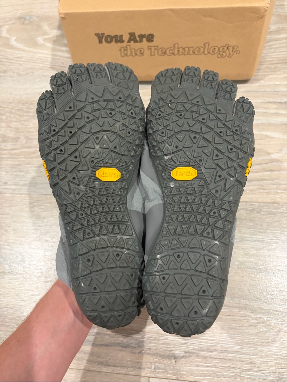 Vibram FiveFingers V-Alpha Women - Grey/Violet - Picture 7 of 10